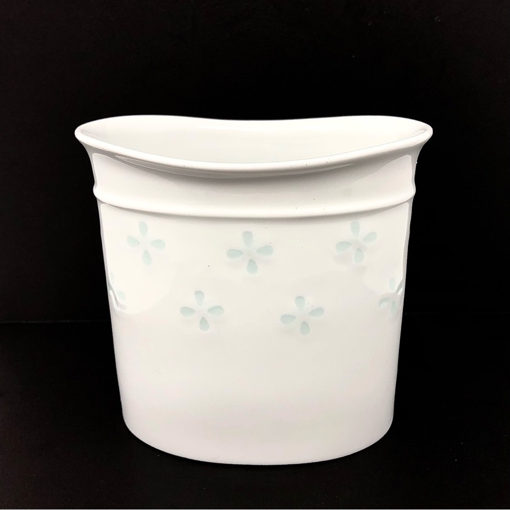 Dansk 1980s porcelain vase in Willowlight pattern by Gunnar Cyren